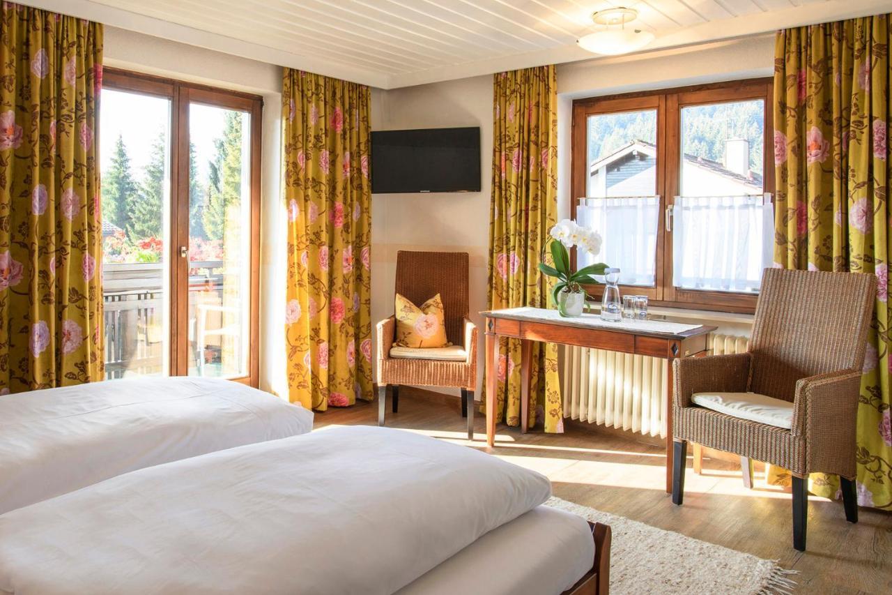 Gaestehaus Schmid Hotel Oberstaufen Exterior photo
